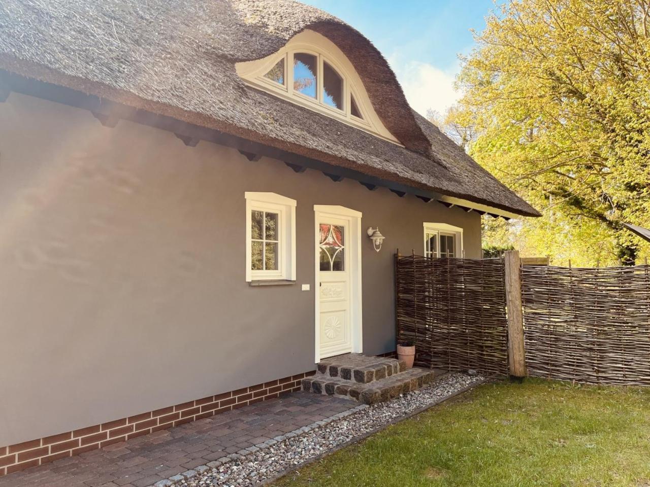 Ferienwohnung Lasse In Wieck Luaran gambar